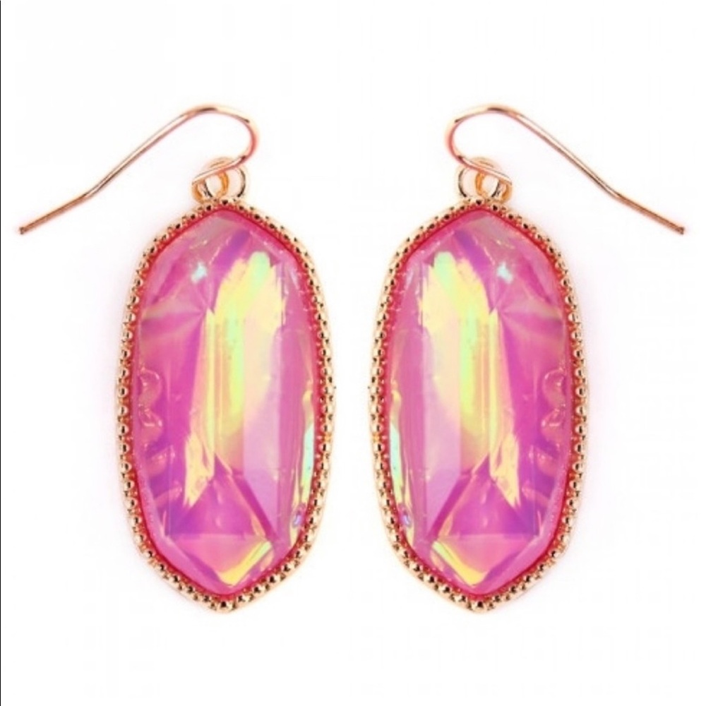 PINK | Opalescent earrings
